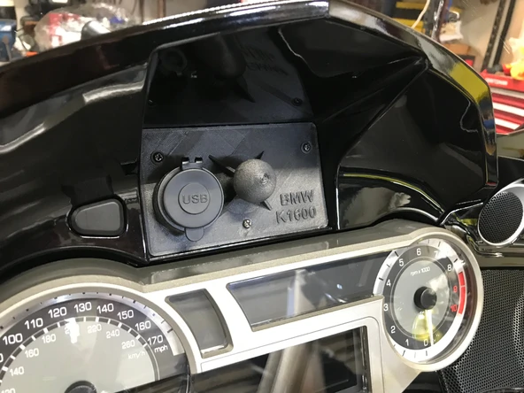 Byr BMW K1600 için Dörtlü Kilit Gösterge Tablosu Adaptörü (Sadece Plastik Aparattır!!!) 3D - 3