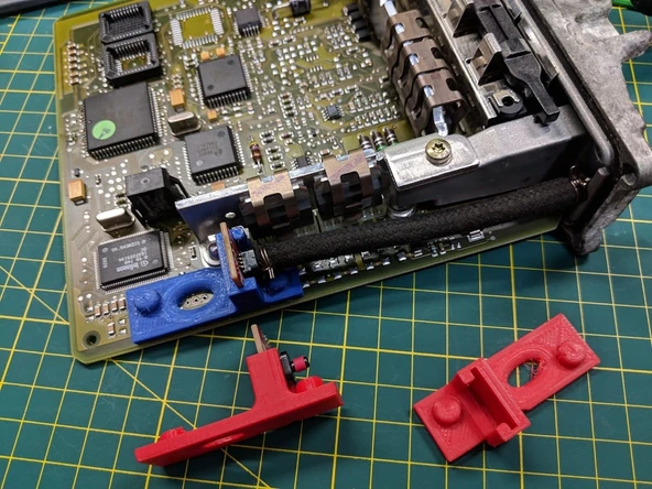 Byr Malone Tuning 2.9 ve 4 bar harita sensörü braketi (Plastik Aparattır!!!) 3D ürün görseli 1