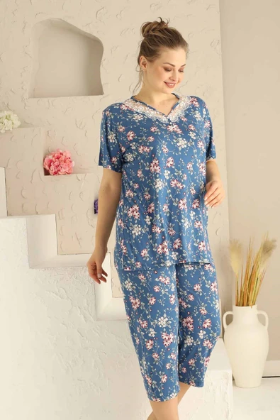 Kadın Düğmesiz Dantel Detay  Viskon Geniş Battal Büyük Beden Kapri/Bermuda Pijama Takımı - 3