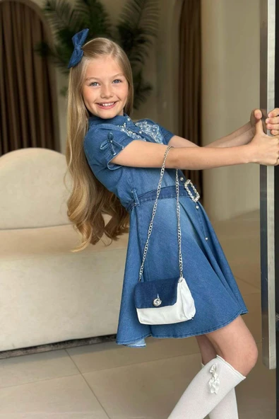 Kız Çocuk Gömlek Yaka Taş Düğmeli Üzeri İnci Yıldız İşlemeli Mavi Kot Elbise - Resim 3