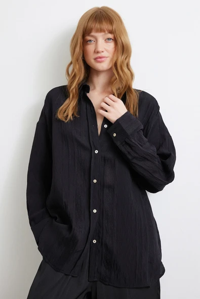 Dantel Detaylı Transparan Pamuklu Gömlek Siyah ürün görseli