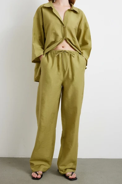 Arka Cepli Salaş Pantolon Yeşil - 4