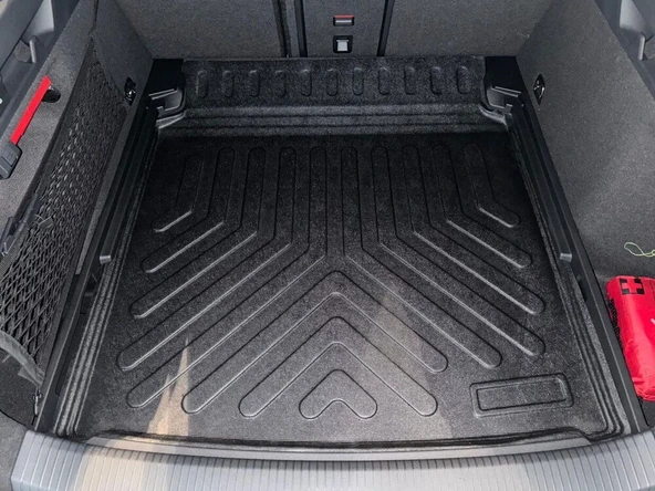 Rizline Volkswagen ID.7 2023 Ve Sonrası Alt Kademe 3D Bagaj Havuzu - Resim 2