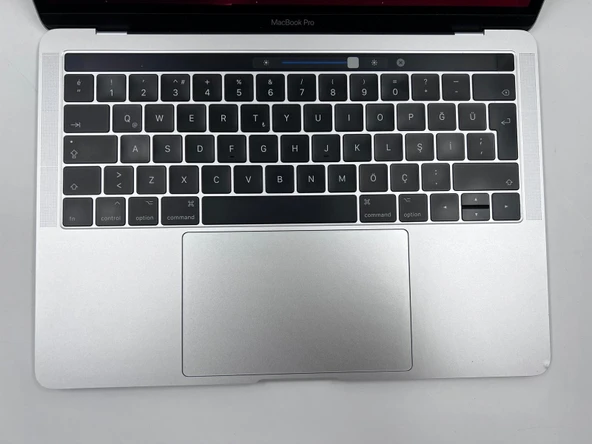Tamirhane İstanbul Bilişim  Apple MacBook Pro A1706 Touch Bar - 2