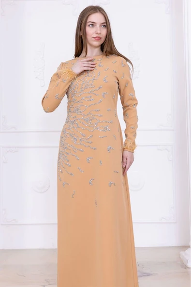 Taş Desenli ve Tüylü Kol Detaylı Abiye Elbise 2747-Camel - Resim 2