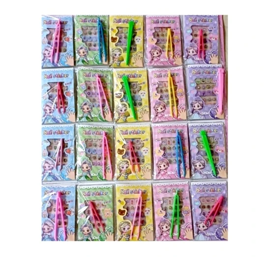 Tırnak Sticker Seti Cımbızlı Karışık - 4 adet