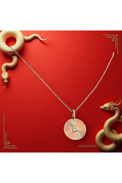 SUNA GÜNEŞ MODEL ROSE KAPLAMA GÜMÜŞ KOLYE UCU VE ZİNCİRİ KUTULU