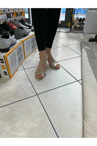 SUNA ALTIN MİRADA MODEL 8,5 CM 13 PONT TOPUK BOYU TANGO- DANS VE ABİYE AYAKKABISI - 6