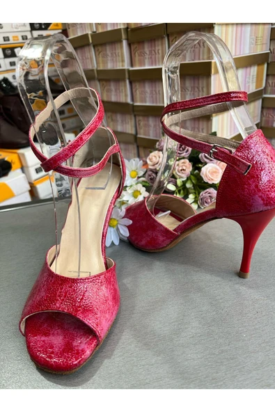 SUNA KIRMIZIPEMBE MERMER DESEN KELEBEK MODEL TANGO, DANS VE SALON ABİYE AYAKKABISI 8,5 CM TOPUK BOY - Resim 2