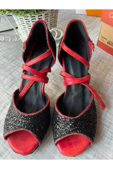 SUNA TANGO DANS AYAKKABISI ARKASI KAPALI BİLEK BAĞLI 8,5 CM (13 PONT) DERİ ÖZEL TASARIM ürün görseli