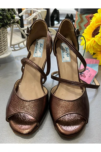 SUNA PARLAK KAHVE DERİ -KAPALI TOPUK 8,5 CM 13 PONT TOPUK BOYU  TANGO, DANS VE ABİYE AYAKKABISI - Resim 4