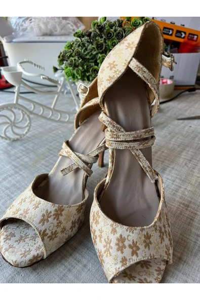 SUNA TANGO AYAKKABISI KADIN 8,5 CM (13 PONT) ARKASI KAPALI -ALTIN PAPATYA DERİ ÖZEL ÜRETİM