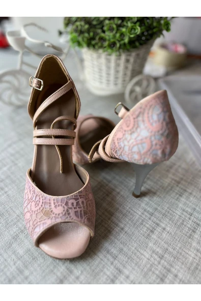 SUNA TANGO KADIN DANS AYAKKABISI KAPALI TOPUK 8,5 CM (13 PONT) PEMBE DANTEL