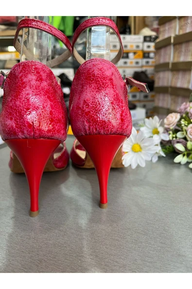 SUNA KIRMIZIPEMBE MERMER DESEN KELEBEK MODEL TANGO, DANS VE SALON ABİYE AYAKKABISI 8,5 CM TOPUK BOY - Resim 4
