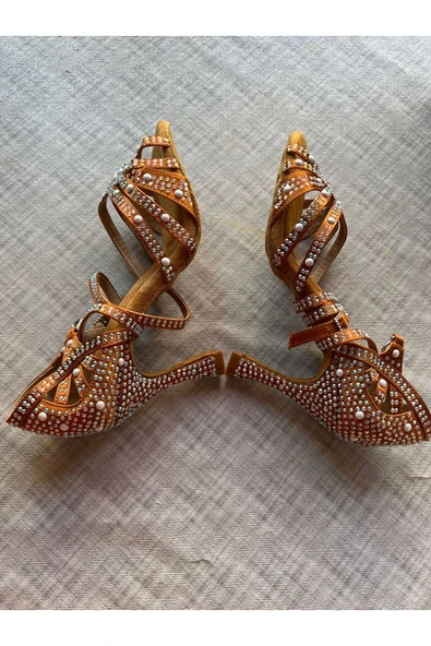 SUNA BEYAZ İNCİLİ SALSA, BACATA, TANGO, DANS AYAKKABISI 8,5 CM TOPUK - Resim 3