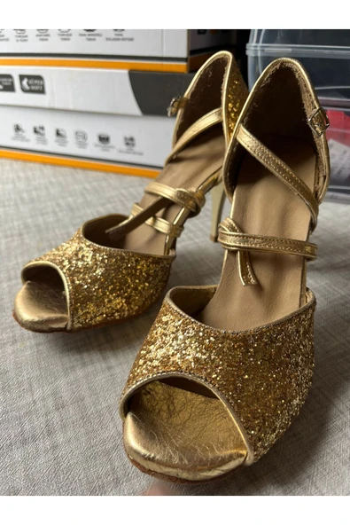 SUNA TANGO, SALSA,BACATA, KADIN DANS AYAKKABISI KRİSTAL ALTIN ürün görseli