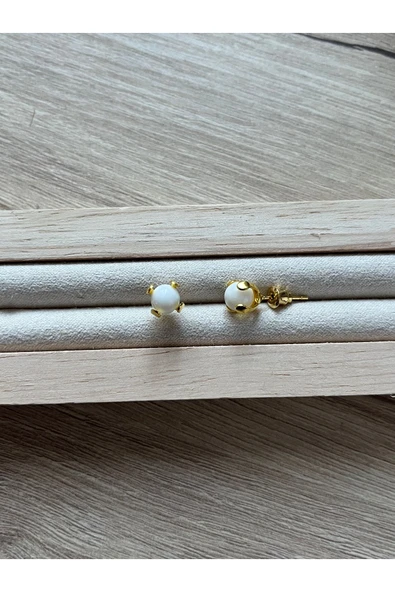 Ay Taşı Altın Kaplama Top Küpe El Yapımı ürün görseli