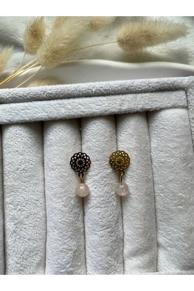 Çiçek Motifli Altın Kaplama Pembe Kuvars Küpe