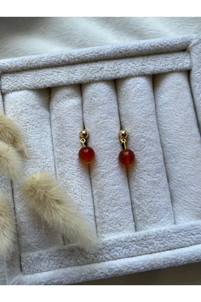 8 mm Karnelyan Taşı Altın Kaplama Top Küpe ürün görseli