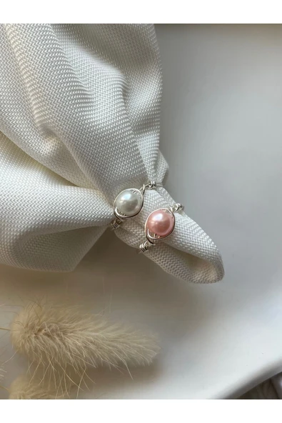 Pembe/Beyaz İkili Cam İnci Gümüş Tel Yüzük ürün görseli