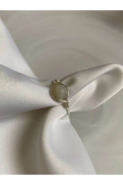 Beyaz Akik Doğal Taş Tel Yüzük ürün görseli