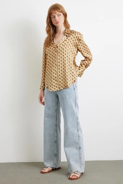 Geometrik Desenli Saten Gömlek Bej - Resim 2