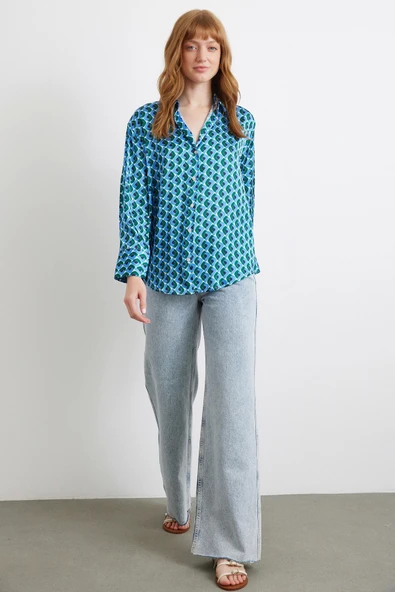Geometrik Desenli Saten Gömlek Mavi - Resim 2
