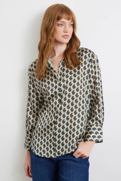 Geometrik Desenli Saten Gömlek Haki - Resim 2