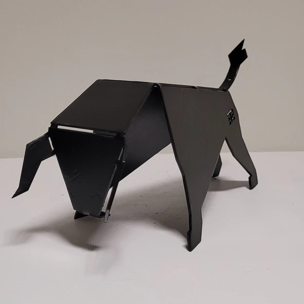 Çelik Boğa Figürü – Lazer Kesim Metal Dekoratif Heykel