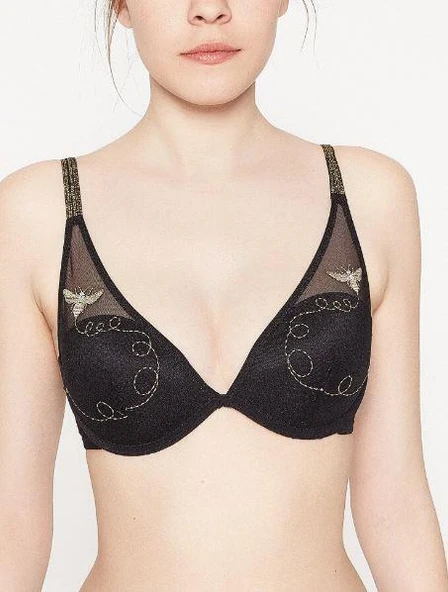 Nakışlı süper push-up sütyen