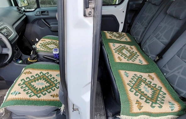 Reversible Oto Koltuk Kilim Seti • 3 Parça • Makine Dokuma • Akrilik & Polyester • Saçaklı