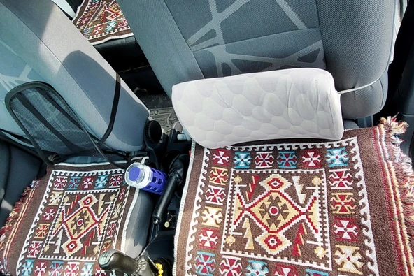 Pratik Oto Koltuk Kilim Seti • 3 Parça • Makine Dokuma • Akrilik & Polyester • Saçaklı - 2