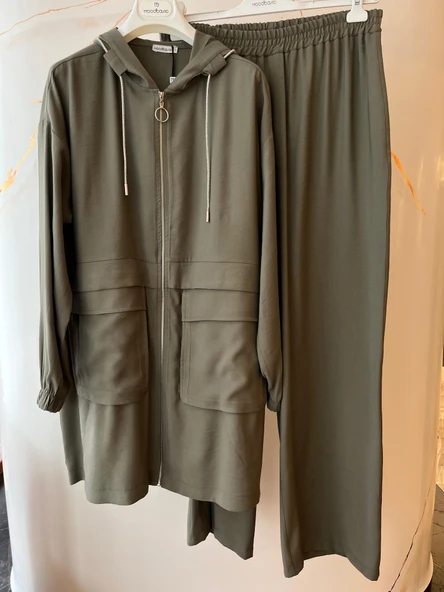 TAŞLI KORDONLU FERMUARLI KETEN TAKIM