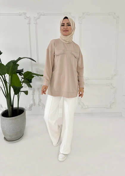 TAŞ DETAYLI CEPLİ SWEATSHIRT