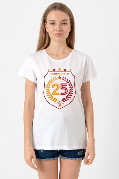 25 Şampiyonluk Yine Biz Beyaz Kadın Bisikletyaka Tshirt
