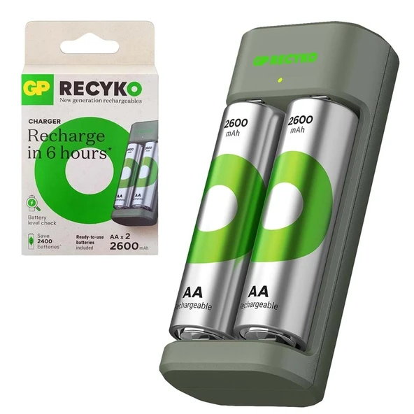 GP Recyko Pil Şarj Aleti 2Li AA + 2XAA 2600 Mah Pil Hediye - Resim 2
