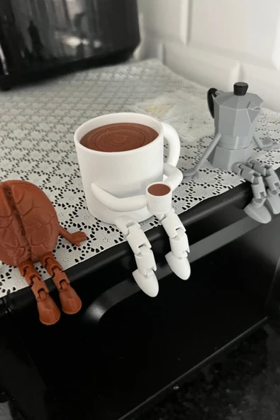 Kahve Temalı Biblo Seti 3 Adet – Moka Pot, Kahve Çekirdeği Ve Fincan Masaüstü Süs - 3