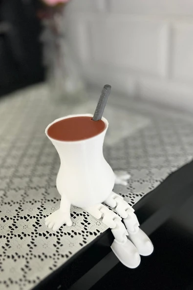 Çay Seti Demlik ve Bardak Dekoratif Figür Seti + 2 Adet Şeker Dahil - 3