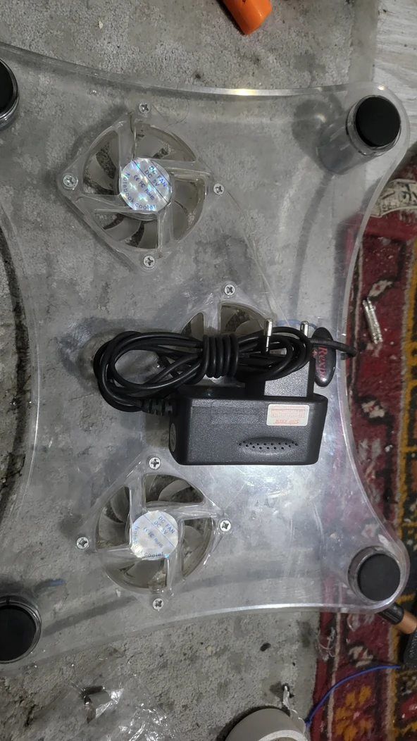 Laptop sogutucu mavi ışıklı 3 fanli adaptörlu ıkinci el - 3