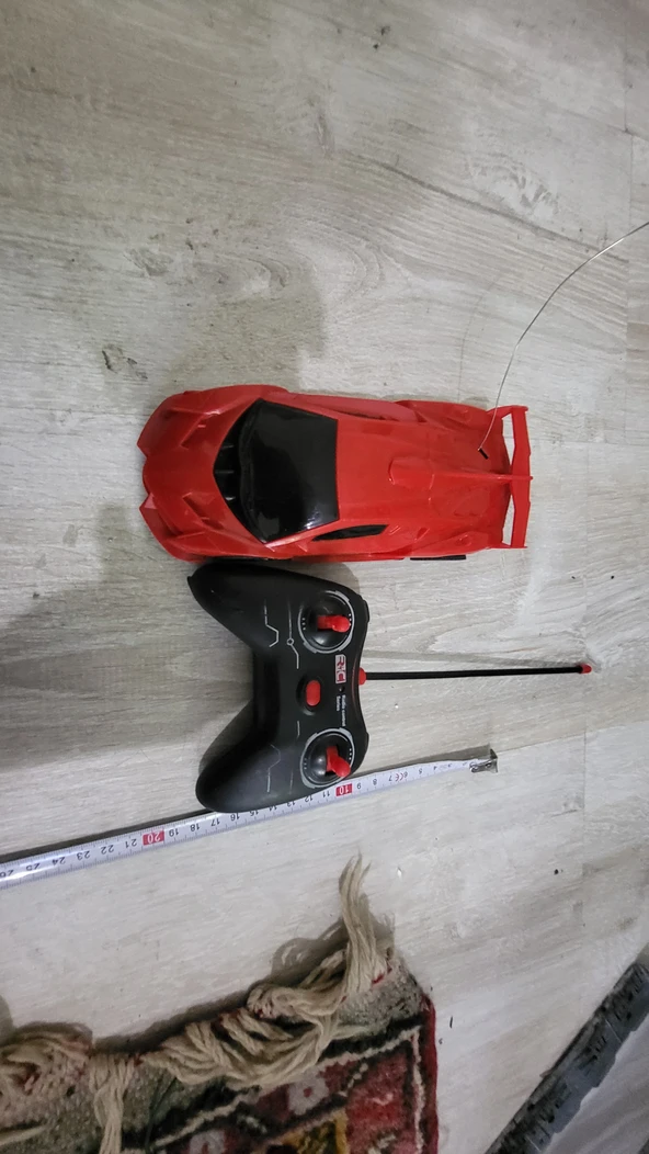 Uzaktan kumandalı araba 20 cm İkinci el Sağlam