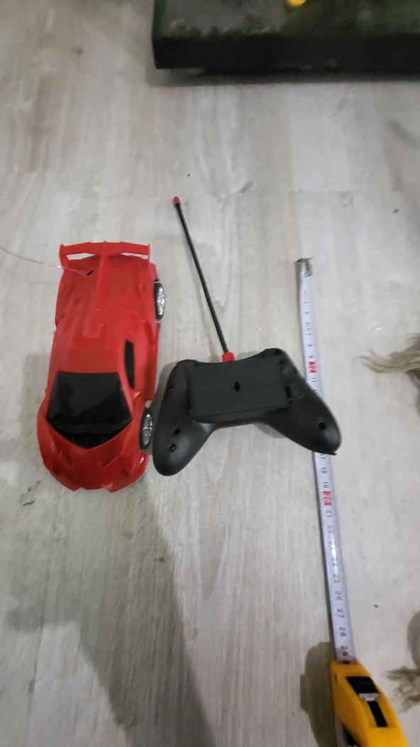 Uzaktan kumandalı araba 20 cm İkinci el Sağlam - 2