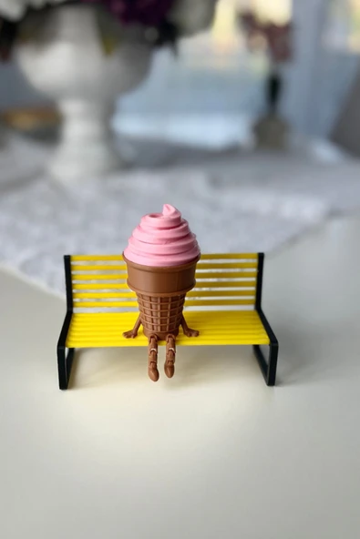 3'lü Renkli Dondurma Külahı Dekoratif Figür Seti - Sevimli Bacaklı Masaüstü Süs - 4