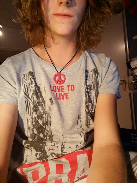 Byr Barış-logo kolye (Plastik Aparattır!!!) 3D ürün görseli 1