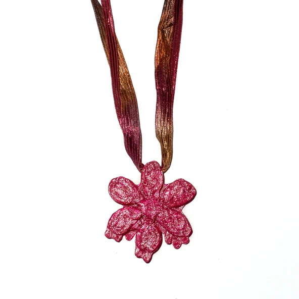 Byr Eritme çiçek kolye (Plastik Aparattır!!!) 3D - Resim 4