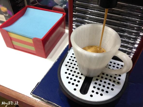 Byr Espresso kahve fincanı (Plastik Aparattır!!!) 3D - 2