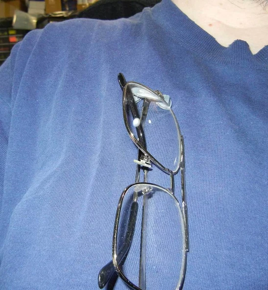 Byr Gözlük Gömlek klibi (Plastik Aparattır!!!) 3D