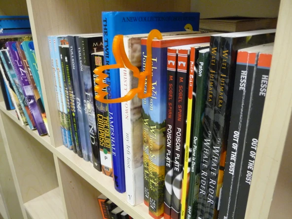 Byr Kitap Ayracı / Kütüphane Rafı Dikkat Arayanlar (Plastik Aparattır!!!) 3D - 3