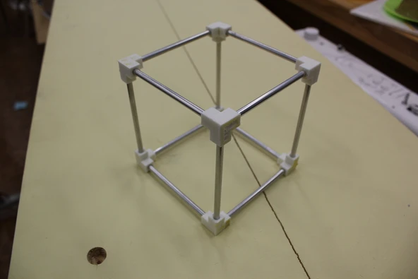Cube Vertex - Basit Köşe Birleşimi (Plastik Aparattır!!!)
