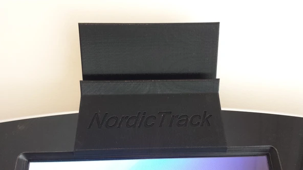 Byr Koşu Bandı için tablet standı (NordicTrack T23.0) (Sadece Plastik Aparattır!!!) 3D - 3