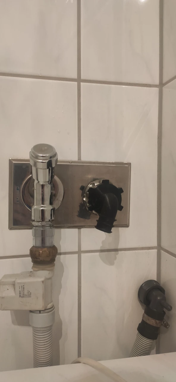 Byr Çamaşır makinesi 1 inç bağlantı (Sadece Plastik Aparattır!!!) 3D - 3